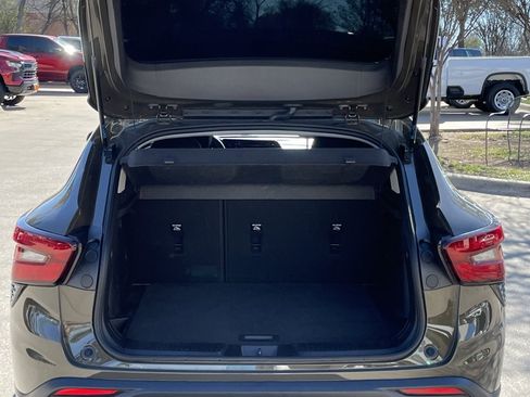 Used 2024 Chevrolet Trax ACTIV w/ Driver Confidence Package image 26