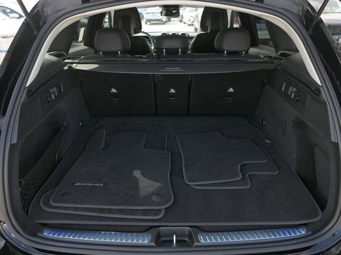 Used 2025 Mercedes-Benz GLC 350e 4MATIC image 24