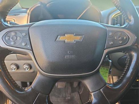 Used 2022 Chevrolet Colorado Z71 w/ Safety Package image 31