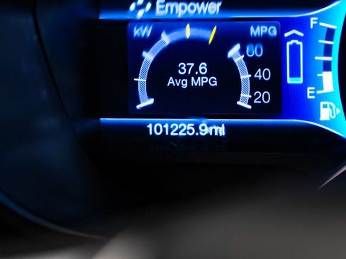 Used 2015 Ford C-MAX Energi SEL w/ Equipment Group 302A FWD image 20