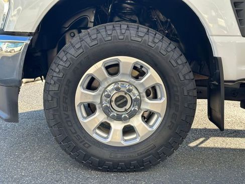 Used 2023 Ford F250 XLT w/ 360-Degree Camera Package image 24