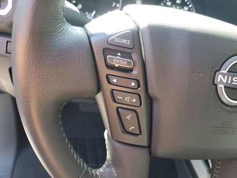 Certified 2024 Nissan Frontier SV w/ SV Convenience Package RWD image 15