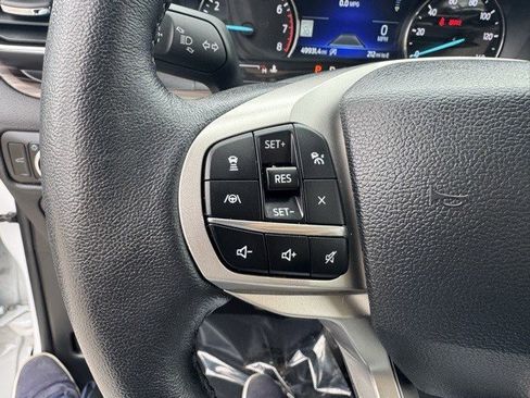 Certified 2024 Ford Explorer Limited image 15