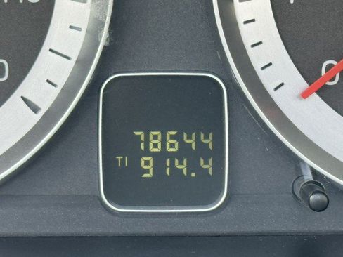 Used 2013 Volvo C70 T5 FWD image 9