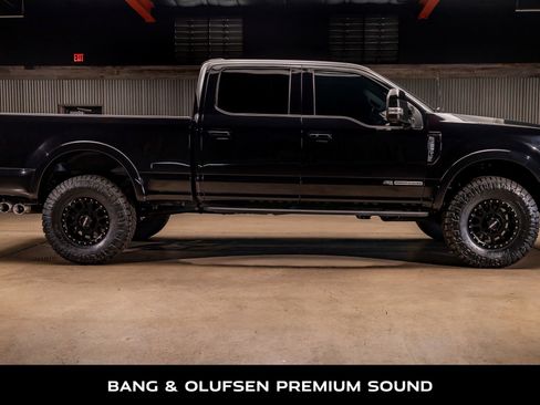 Used 2021 Ford F250 Lariat image 10