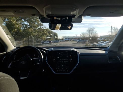 Used 2025 Subaru Ascent Premium image 24