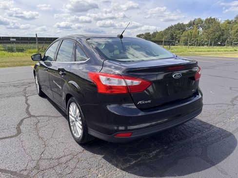 Used 2012 Ford Focus SEL FWD image 10