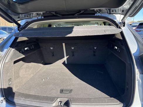 Used 2023 Buick Envision Avenir image 10