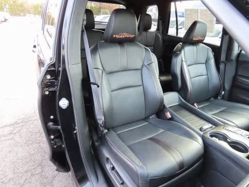 Used 2023 Honda Passport TrailSport image 16