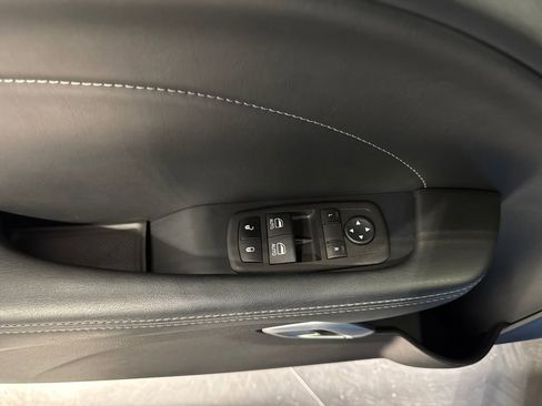 Used 2023 Dodge Challenger R/T w/ T/A Package image 26