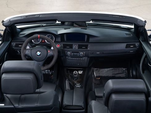 Used 2012 BMW M3 Convertible image 11