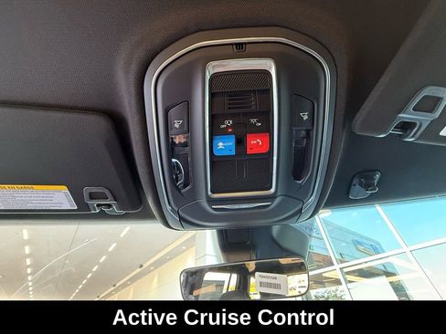 New 2026 Jeep Grand Cherokee Laredo image 11