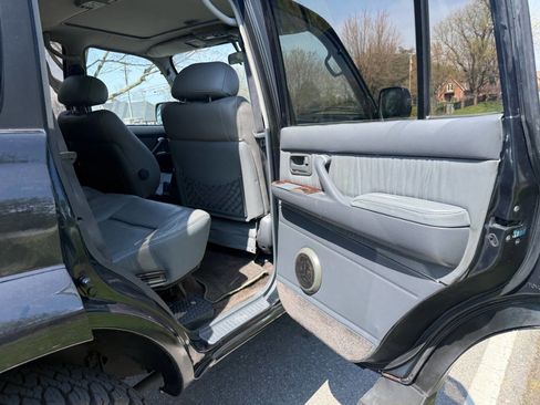 Used 1994 Toyota Land Cruiser image 46