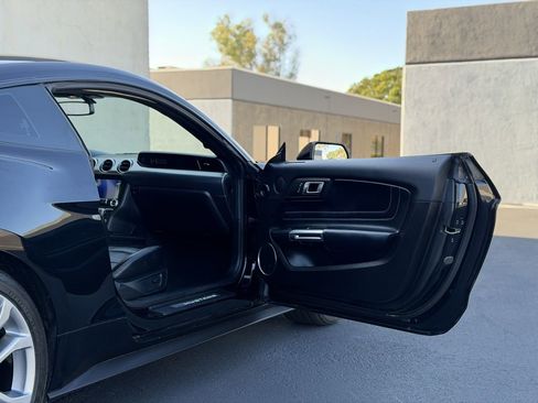 Used 2020 Ford Mustang GT Premium w/ Equipment Group 401A image 27