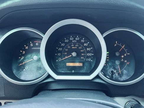 Used 2007 Toyota 4Runner SR5 AWD/4WD image 9