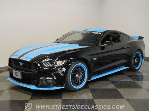 Used 2016 Ford Mustang GT Premium w/ GT Performance Package image 6
