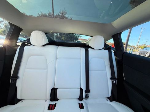 Used 2024 Tesla Model Y Long Range image 20