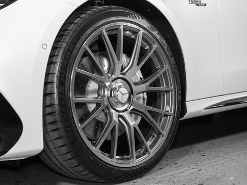 New 2026 Mercedes-Benz E 53 AMG e 4MATIC Sedan image 31