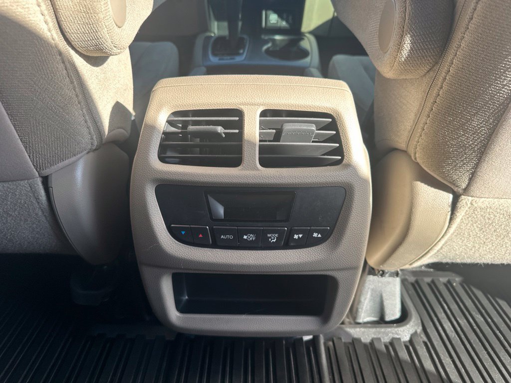 Used 2017 Honda Pilot EX image 36