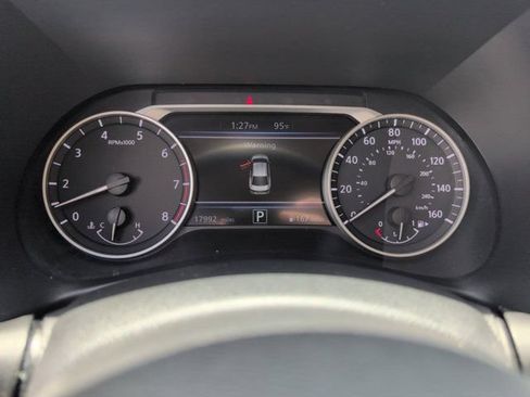 Used 2025 Nissan Sentra SV FWD image 16