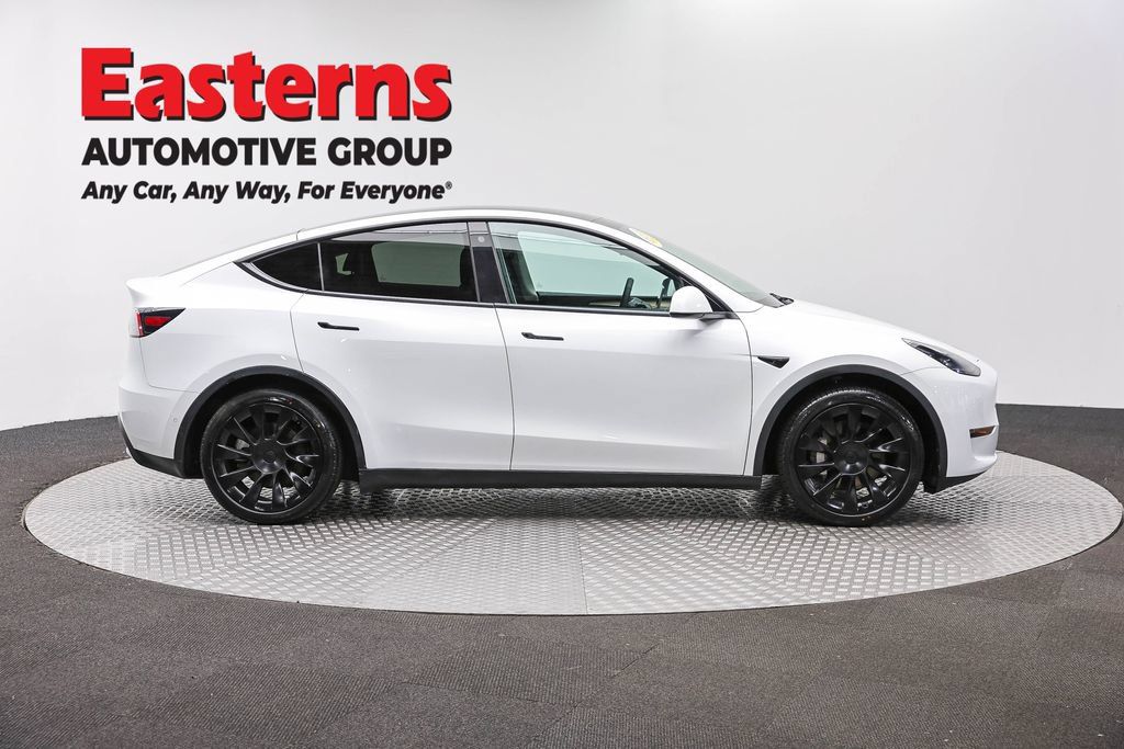Used 2022 Tesla Model Y Long Range AWD/4WD image 4