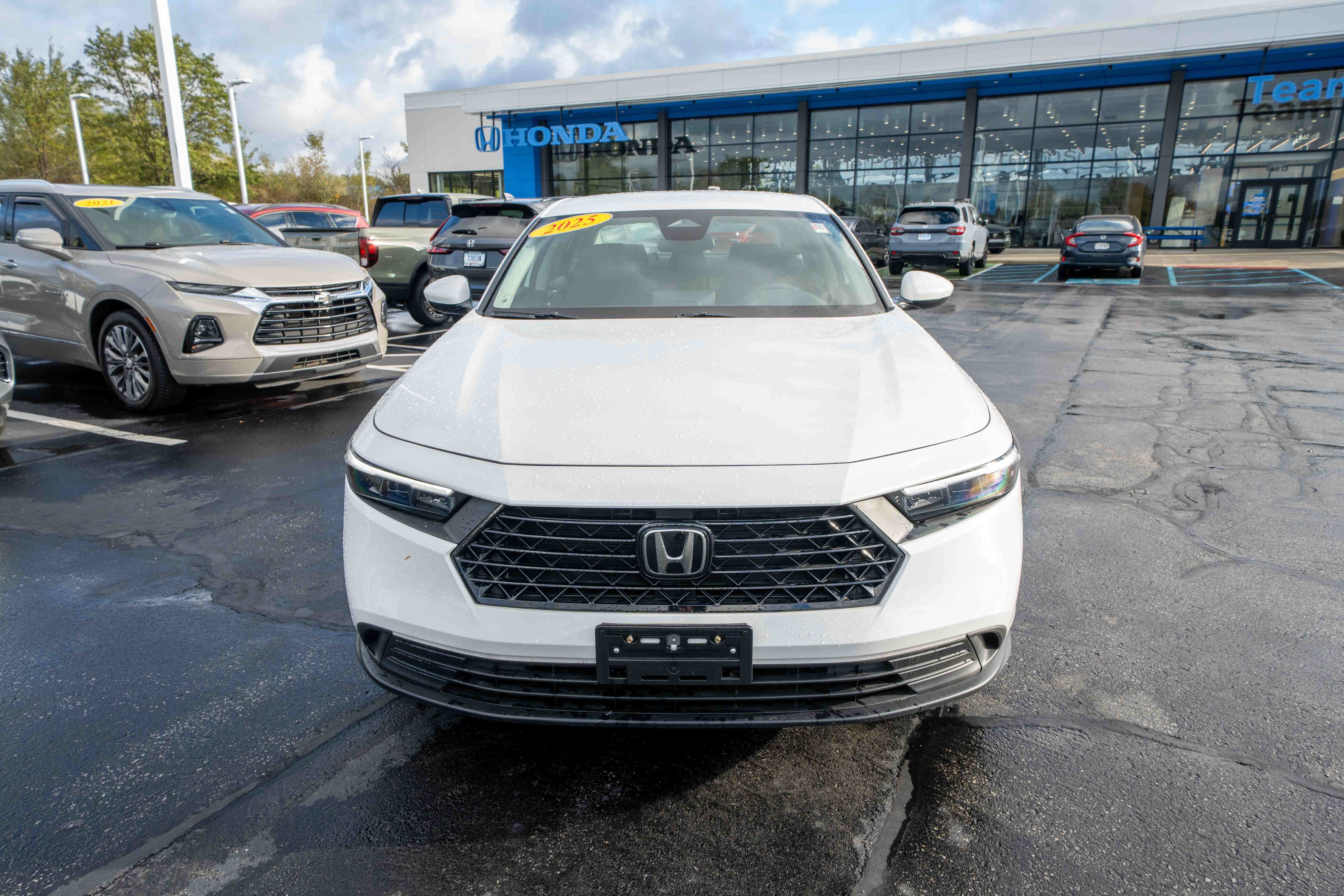 Certified 2025 Honda Accord LX image 2