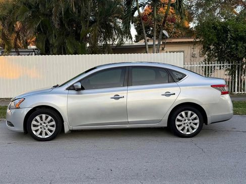 Used 2015 Nissan Sentra S image 2