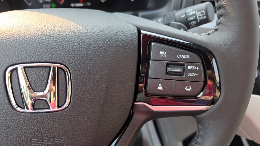 New 2026 Honda Odyssey Touring image 30