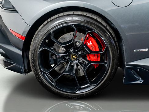 Used 2017 Lamborghini Huracan LP 610-4 image 10