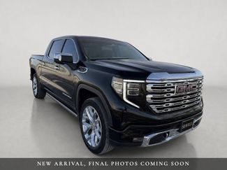 Used 2022 GMC Sierra 1500 Denali w/ Technology Package AWD/4WD video 1