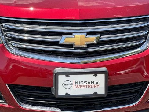 Used 2017 Chevrolet Traverse LT FWD image 10
