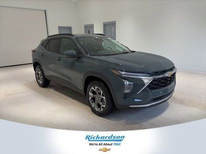 New 2026 Chevrolet Trax LT w/ Driver Confidence Package