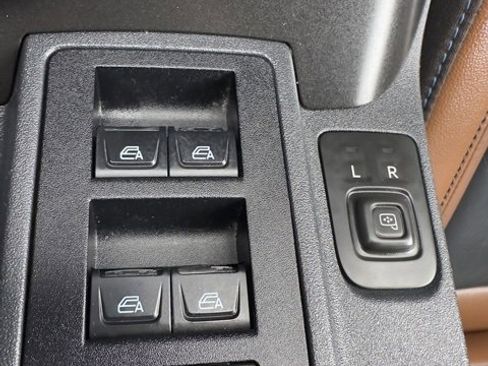 Used 2022 Ford Bronco Outer Banks image 18