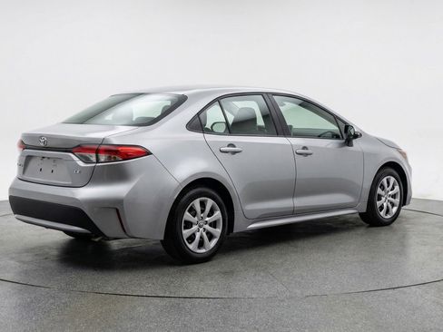 Used 2025 Toyota Corolla LE FWD image 9