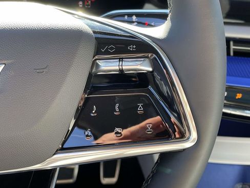 New 2026 Cadillac Optiq Sport 1 image 25