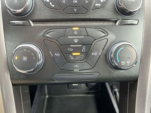 Used 2017 Ford Fusion SE image 17