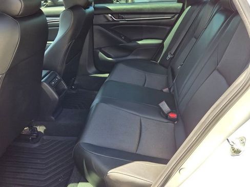 Used 2022 Honda Accord Sport image 5