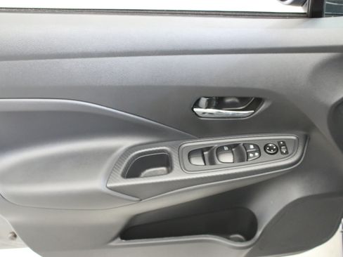 Used 2025 Nissan Versa SV w/ Trunk Package FWD image 19