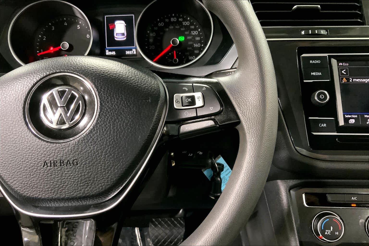 Used 2018 Volkswagen Tiguan S w/ 3rd Row Seat Package AWD/4WD image 25