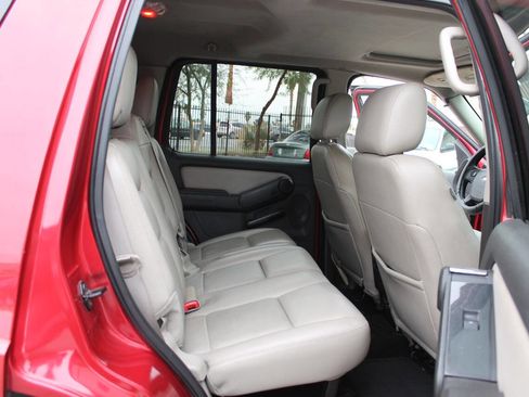 Used 2008 Ford Explorer XLT image 34
