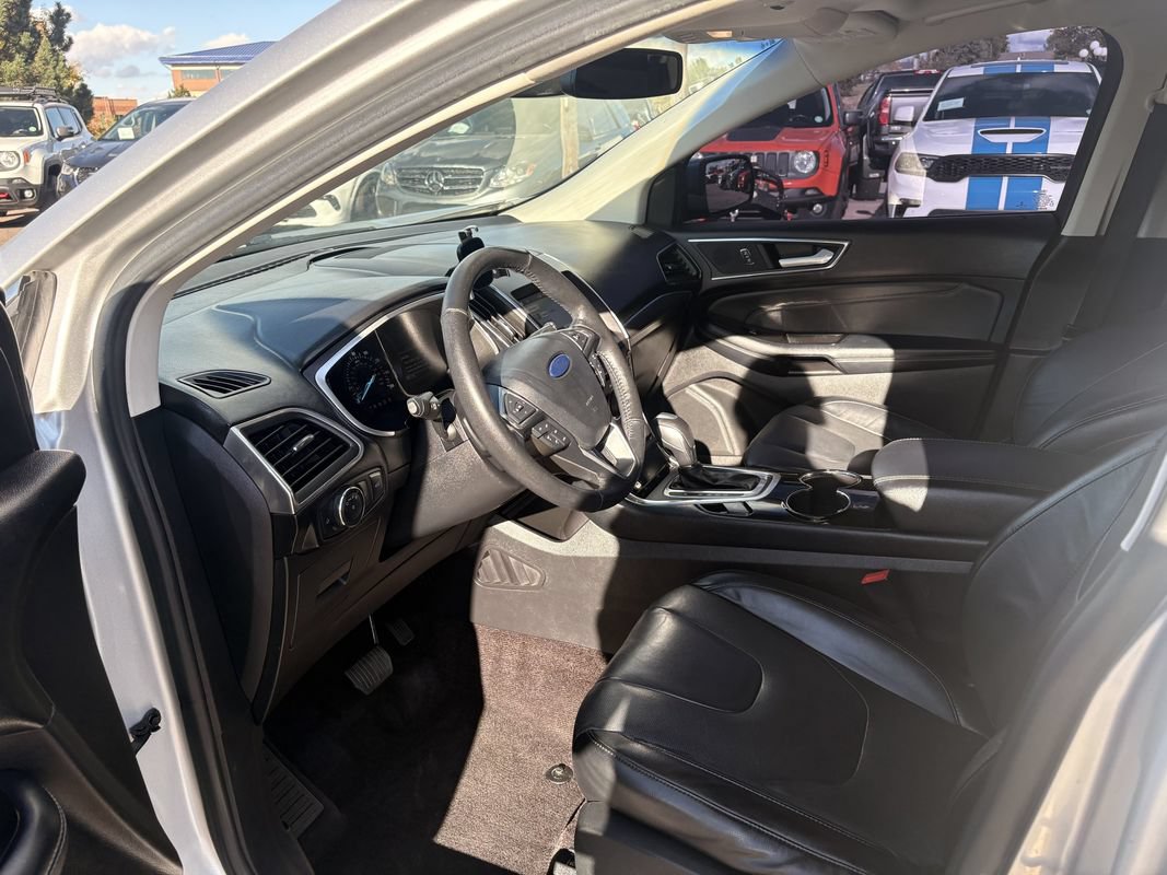 Used 2016 Ford Edge Titanium w/ Equipment Group 302A AWD/4WD image 12