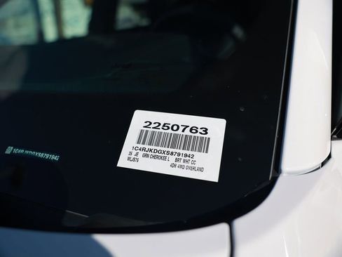 New 2025 Jeep Grand Cherokee L Overland image 37