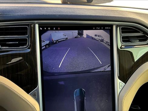Used 2013 Tesla Model S Performance image 25