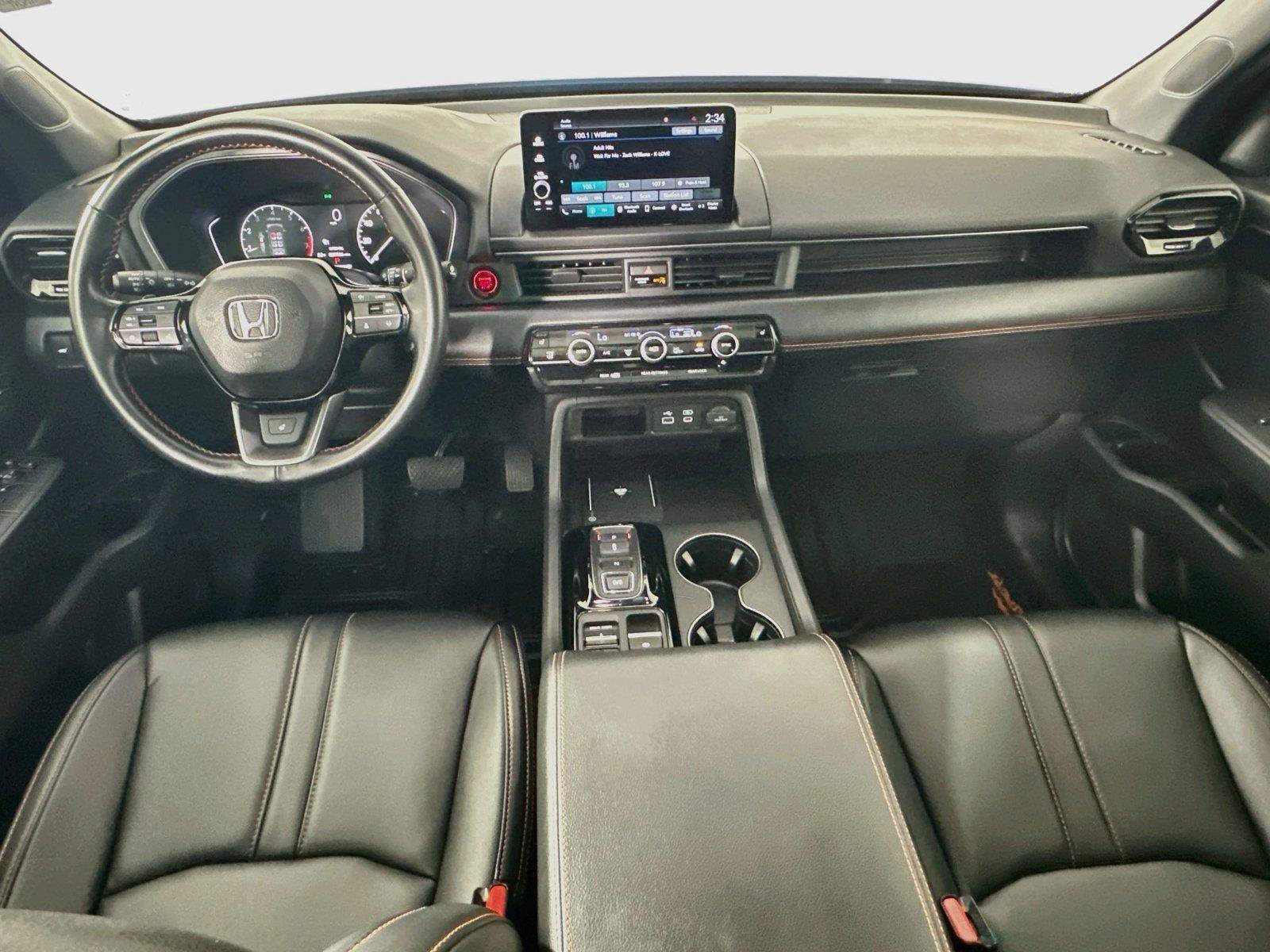Certified 2025 Honda Pilot TrailSport image 32