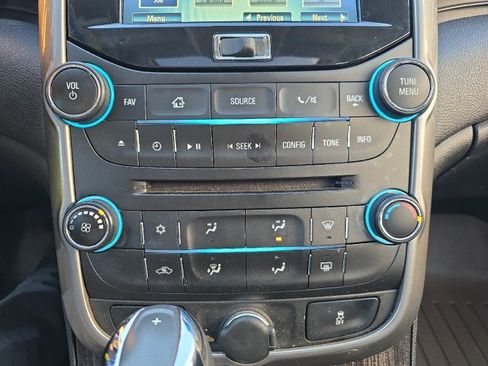 Used 2015 Chevrolet Malibu LT w/ Power Convenience Package image 23