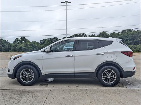 Used 2017 Hyundai Santa Fe Sport AWD/4WD image 10