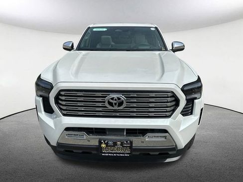 New 2026 Toyota Tacoma Limited AWD/4WD image 4