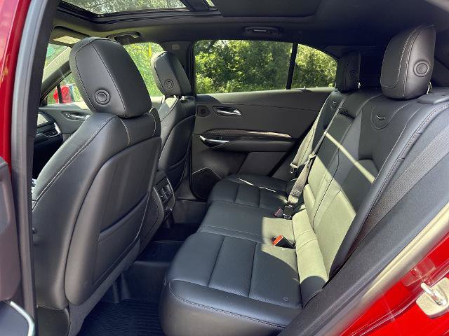 Certified 2023 Cadillac XT4 Sport w/ LPO, ONYX Package AWD/4WD image 7