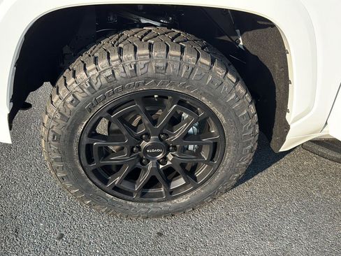 New 2026 Toyota Tundra SR5 AWD/4WD image 28