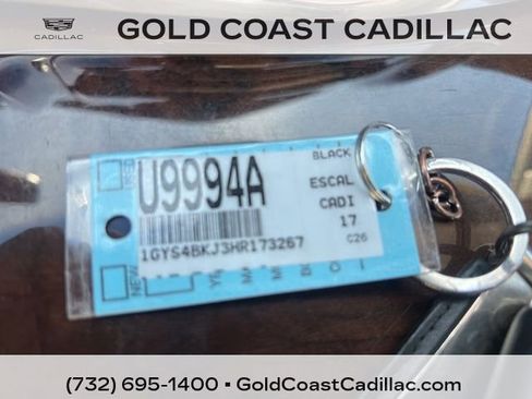 Used 2017 Cadillac Escalade Luxury image 31